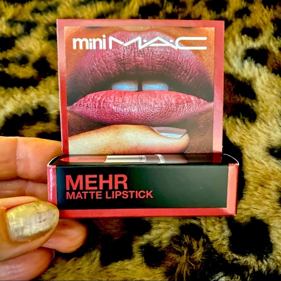 Ipsy five (5) piece beauty bundle - Picture 5 of 11